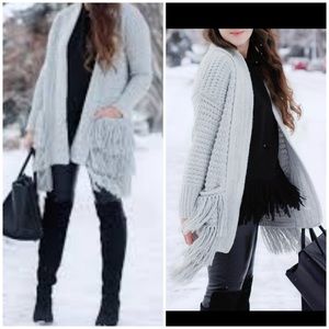 Banana Republic Fringe Sweater- Gray
